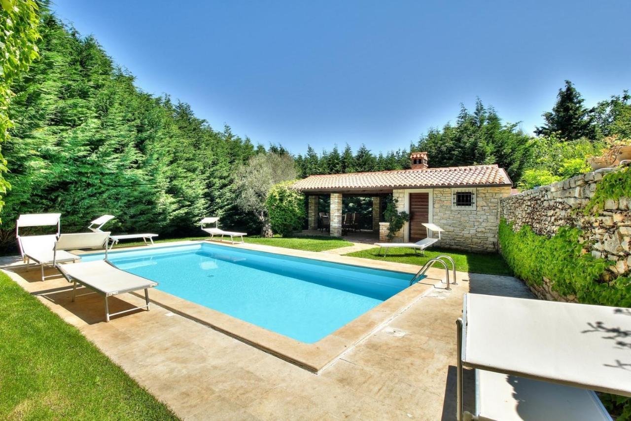 Villa Anthony With 3 Bedroom And Private Pool Near Umag Materada Экстерьер фото